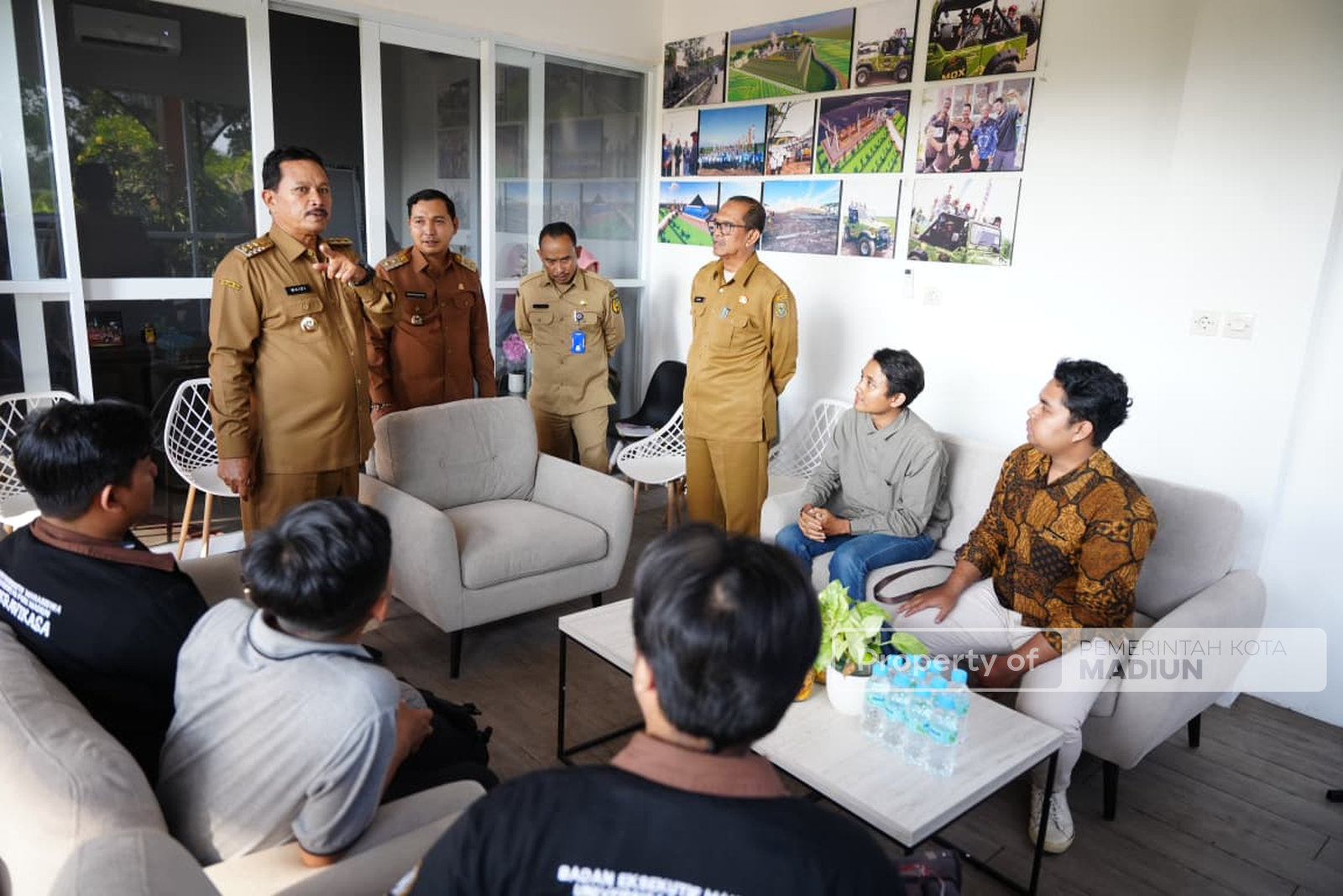 Audiensi dengan BEM SI Jatim, Wakil Wali Kota Madiun Siap Dukung Penuh Pelaksaan Rakerwil 2025