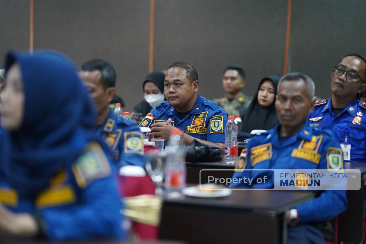 Buka Bimtek Satpol PP dan Damkar, Wakil Wali Kota Madiun Tekankan Pelayanan bagi Masyarakat