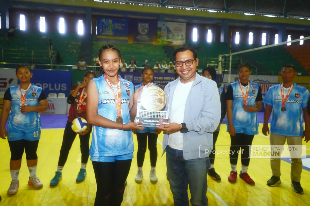 Hadiri Student Volleyball League Wali Kota Cup 2026, Plt Wali Kota Bakal Perbanyak Lapangan Voli