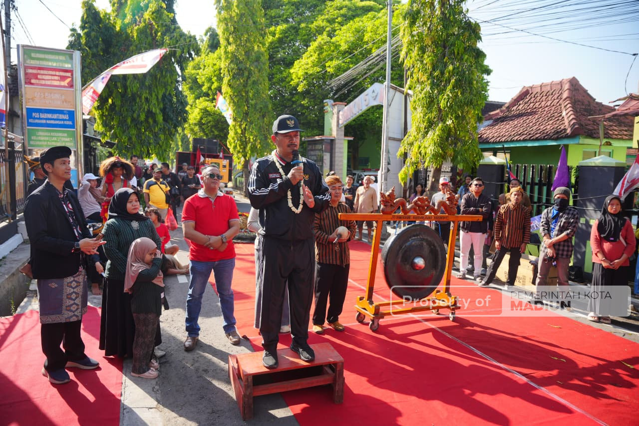 Wali Kota Madiun Hadiri Carnaval Kemerdekaan, Dorong Warga Tingkatkan Kreativitas dan Kesejahteraan