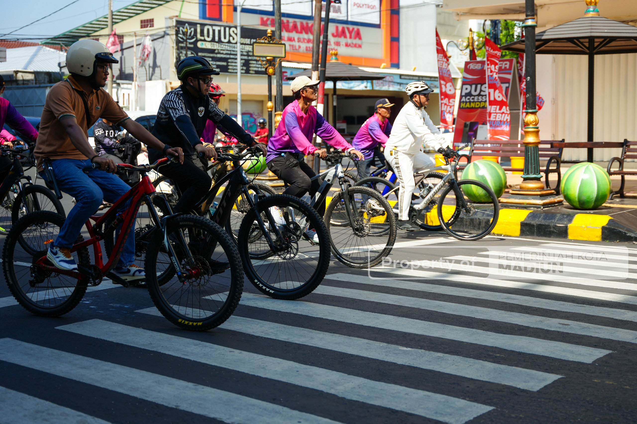 Mulai Turun Hujan, Wali Kota-Wawali Gowes Cek Saluran