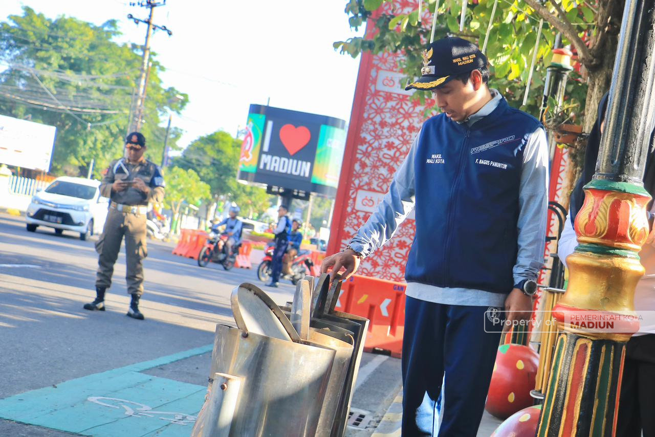 Pimpin Apel Kerja Bhakti 3 Pilar, Plt Wali Kota Madiun Harap Kota Bersih Sambut Lebaran