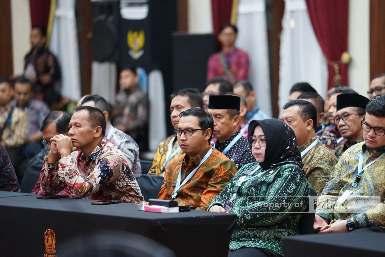 Perkuat Integritas dan Pencegahan Korupsi, Kepala Daerah di Jatim Ikuti Rakor Bersama Mendagri
