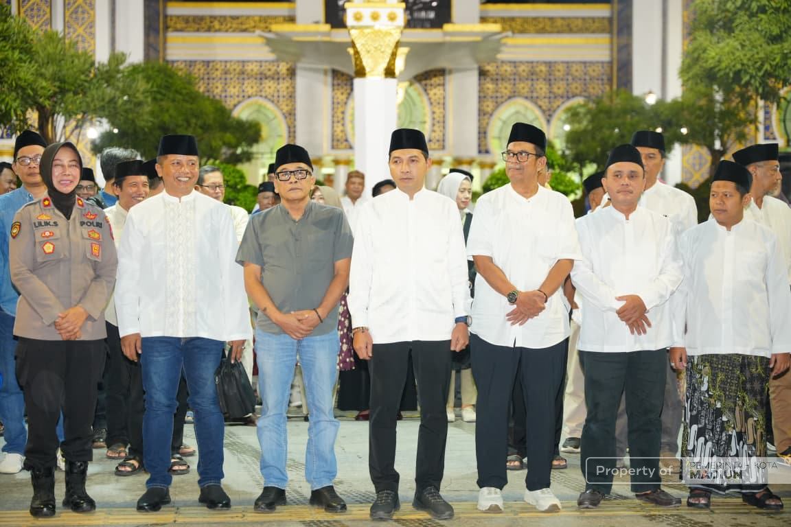 Plt Wali Kota Madiun Resmi Berangkatkan Takbir Keliling, Malam Takbiran Berlangsung Meriah