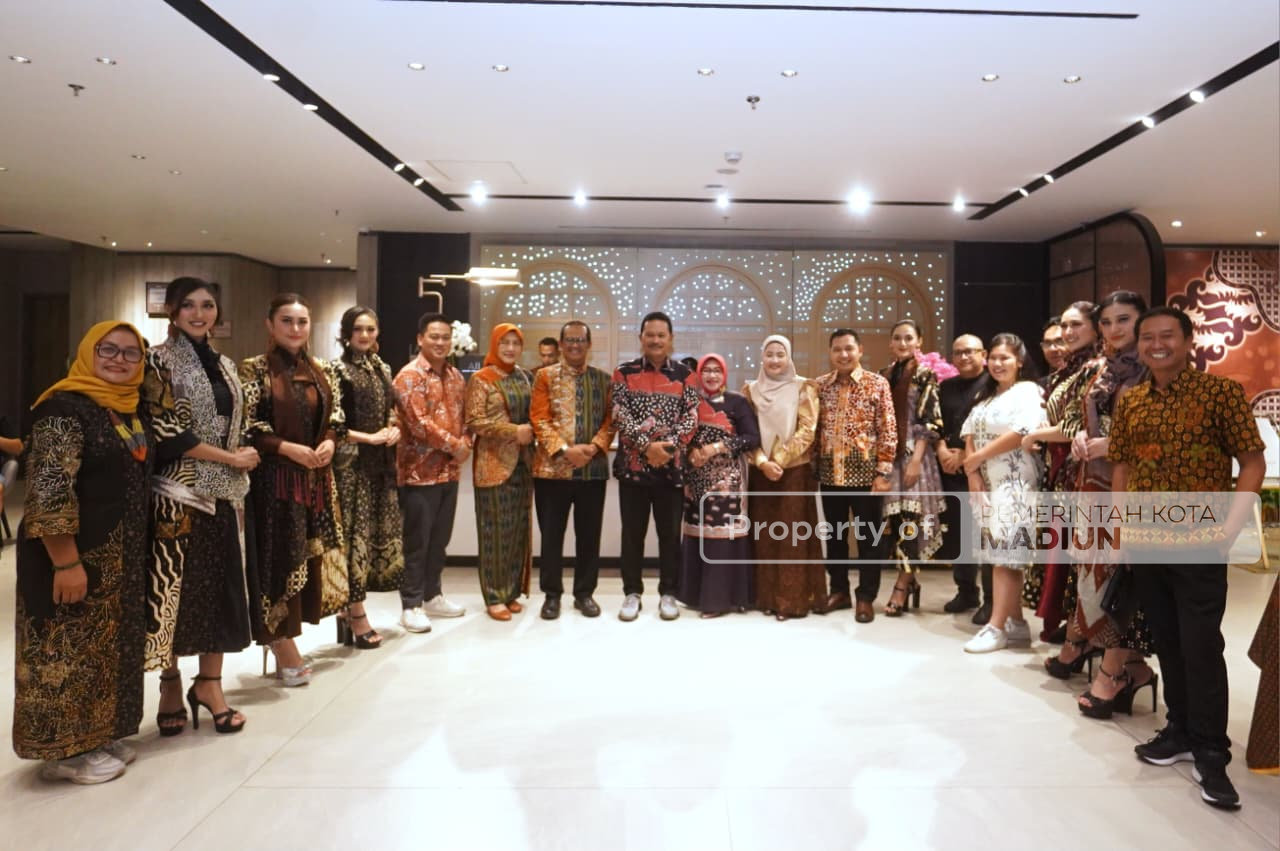 Wali Kota Maidi Hadiri Fashion Show, Apresiasi Desainer dan UMKM Lokal
