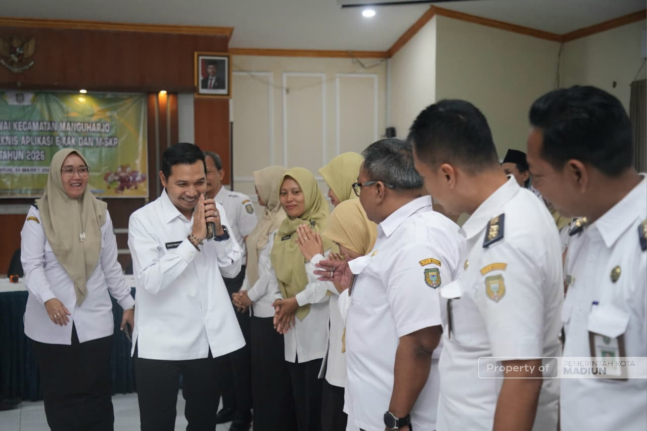 Perkuat Kinerja Kelurahan, Plt Wali Kota Madiun Buka Pembinaan Pegawai di Manguharjo