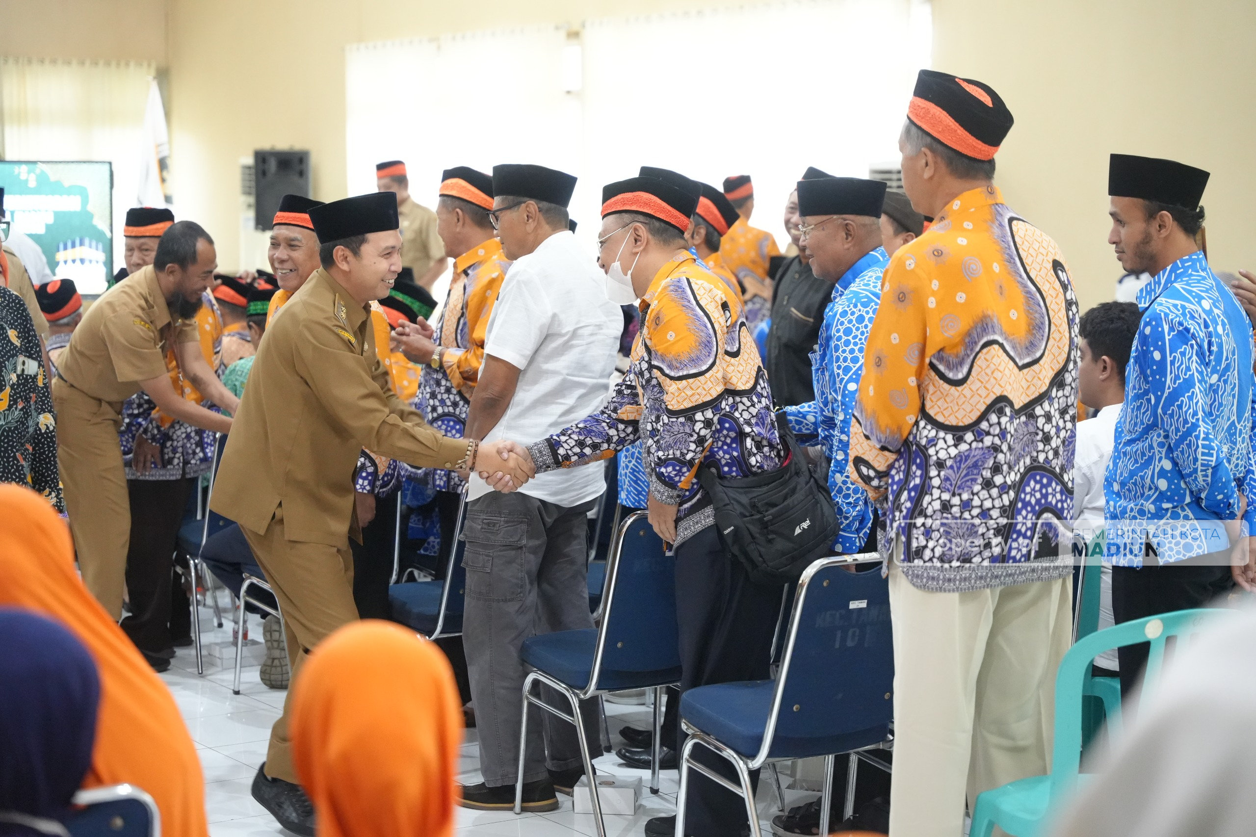 Manasik Haji Terintegrasi Tingkat Kota Madiun Resmi Dibuka, Plt Wali Kota Tekankan Kesehatan dan Kemandirian Jamaah